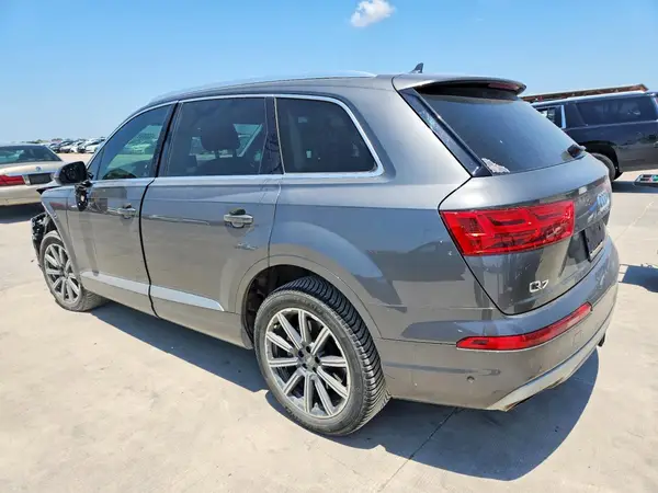 WA1LAAF77KD048461 2019 AUDI Q7 - Image 2