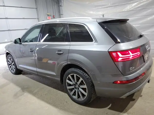 WA1LAAF78HD001805 2017 AUDI Q7 - Image 2