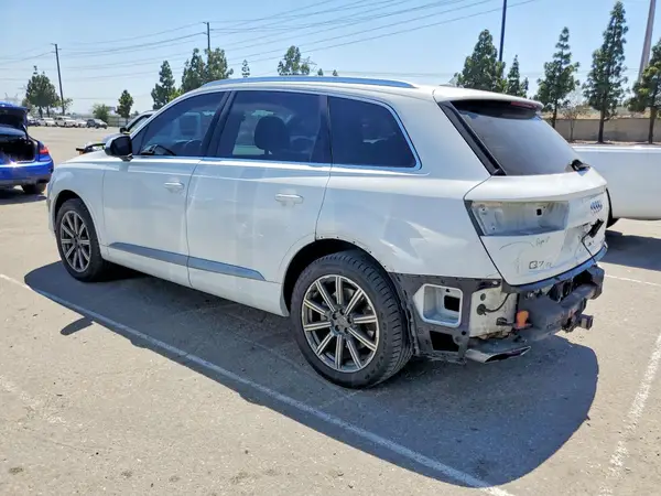 WA1LAAF78HD003392 2017 AUDI Q7 - Image 2