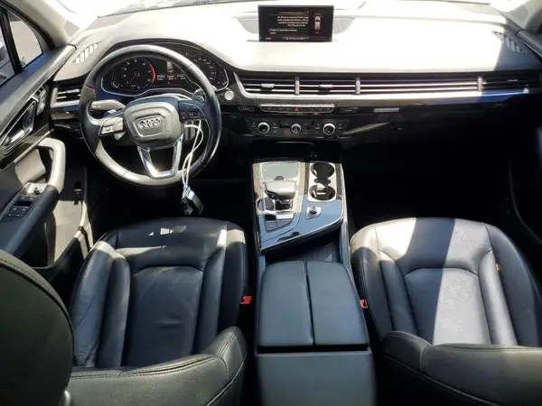 WA1LAAF78HD003392 2017 AUDI Q7 - Image 8
