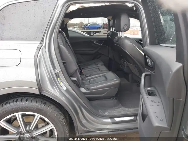 WA1LAAF78HD006485 2017 AUDI Q7 - Image 8