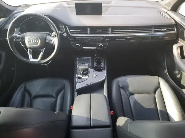 WA1LAAF78HD008317 2017 AUDI Q7 - Image 8