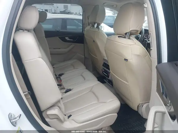 WA1LAAF78HD008835 2017 AUDI Q7 - Image 8