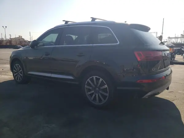 WA1LAAF78HD009127 2017 AUDI Q7 - Image 2