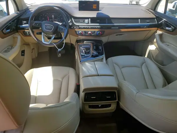 WA1LAAF78HD010813 2017 AUDI Q7 - Image 8