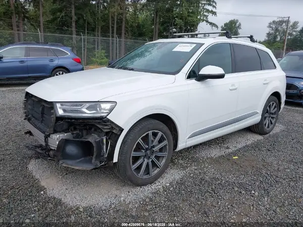 WA1LAAF78HD011055 2017 AUDI Q7 - Image 2