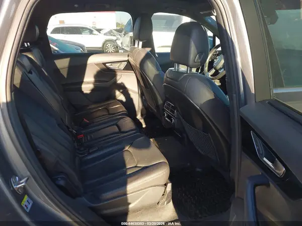 WA1LAAF78HD012030 2017 AUDI Q7 - Image 8