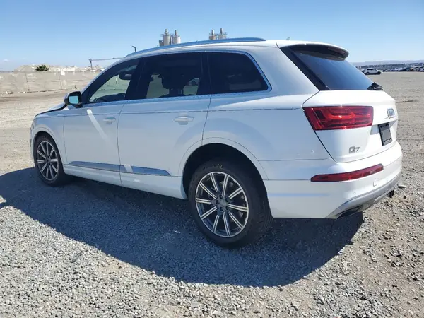 WA1LAAF78HD012464 2023 AUDI Q7 - Image 2