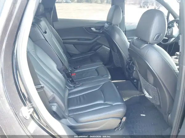 WA1LAAF78HD013078 2017 AUDI Q7 - Image 8