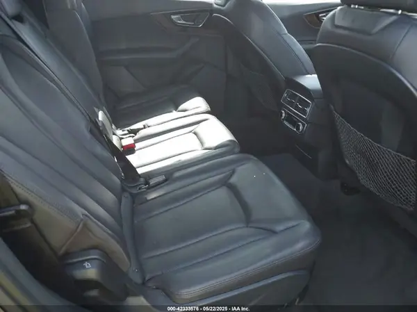 WA1LAAF78HD014862 2017 AUDI Q7 - Image 8