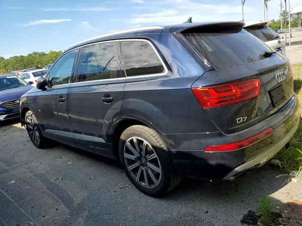 WA1LAAF78HD015042 2017 AUDI Q7 - Image 2
