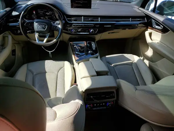 WA1LAAF78HD015042 2017 AUDI Q7 - Image 8