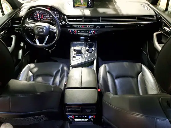 WA1LAAF78HD020130 2017 AUDI Q7 - Image 8