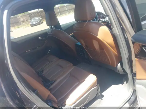WA1LAAF78HD022444 2017 AUDI Q7 - Image 8