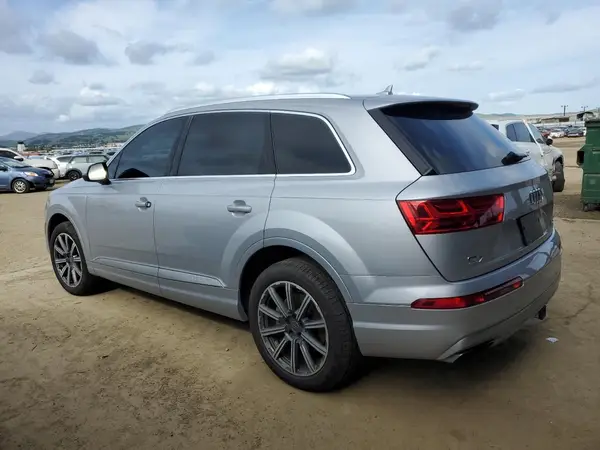 WA1LAAF78HD024906 2017 AUDI Q7 - Image 2
