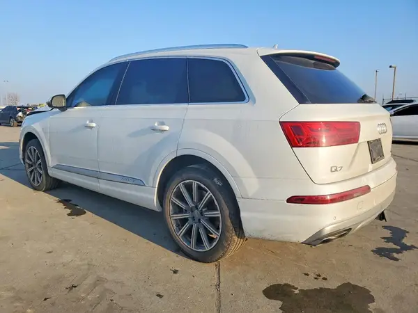 WA1LAAF78HD026008 2017 AUDI Q7 - Image 2