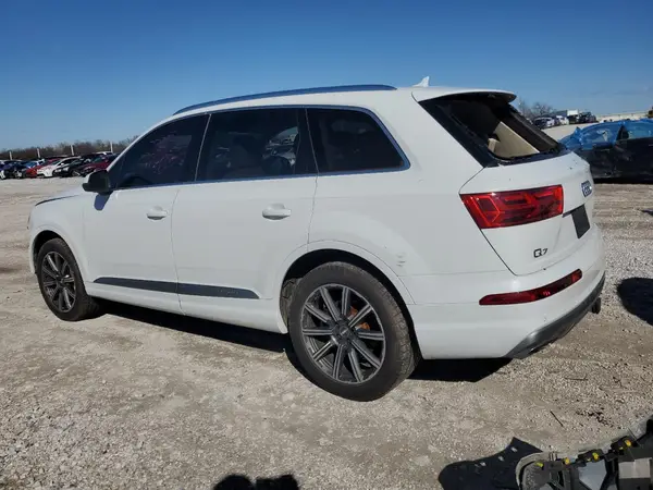 WA1LAAF78HD026672 2017 AUDI Q7 - Image 2