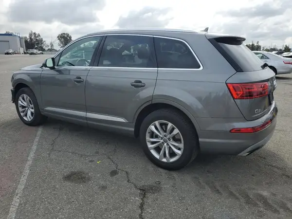 WA1LAAF78HD027417 2017 AUDI Q7 - Image 2