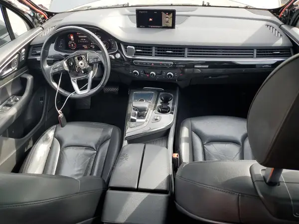 WA1LAAF78HD027417 2017 AUDI Q7 - Image 8