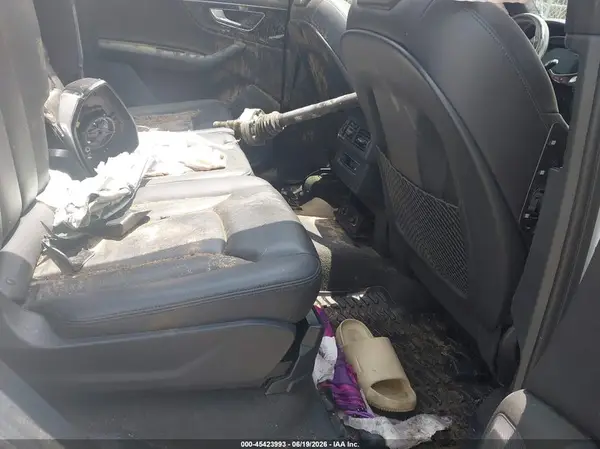 WA1LAAF78HD027420 2017 AUDI Q7 - Image 8
