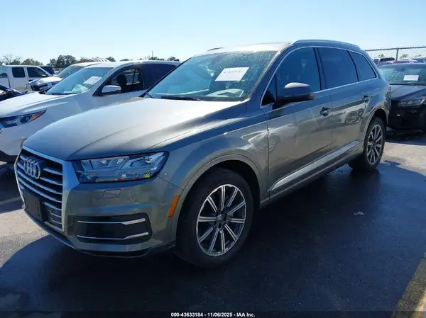 WA1LAAF78HD029927 2017 AUDI Q7 - Image 2