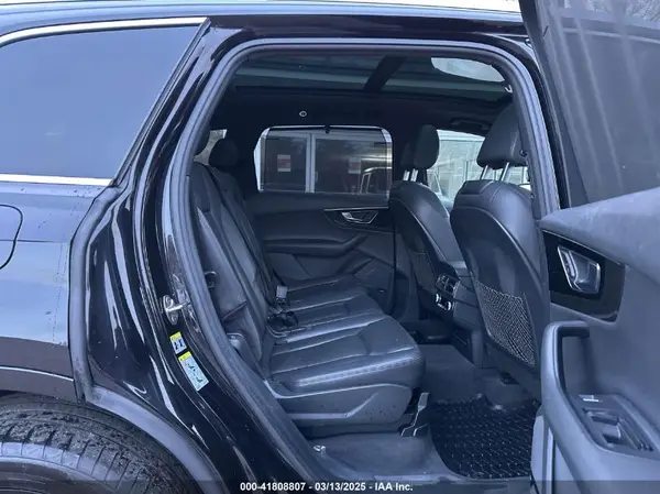 WA1LAAF78HD031810 2017 AUDI Q7 - Image 8