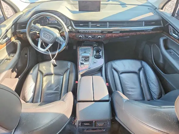 WA1LAAF78HD033458 2017 AUDI Q7 - Image 8