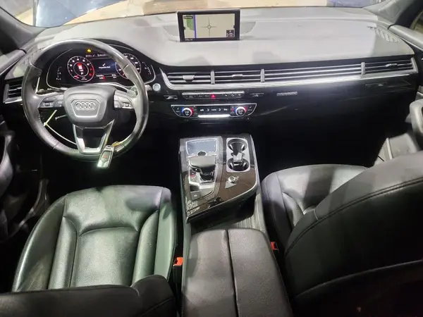 WA1LAAF78HD035274 2017 AUDI Q7 - Image 8