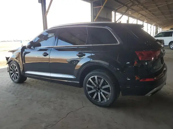 WA1LAAF78HD035761 2017 AUDI Q7 - Image 2