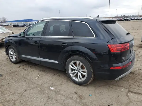 WA1LAAF78HD040393 2017 AUDI Q7 - Image 2