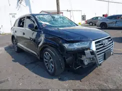 WA1LAAF78HD049112 2017 AUDI Q7
