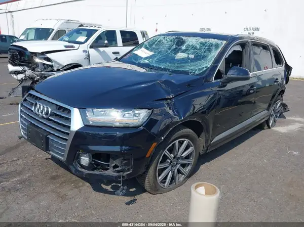 WA1LAAF78HD049112 2017 AUDI Q7 - Image 2