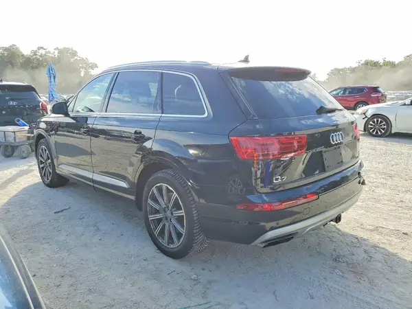 WA1LAAF78HD055234 2017 AUDI Q7 - Image 2