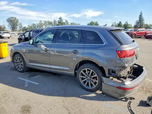 WA1LAAF78HD055430 2017 AUDI Q7 - Image 2