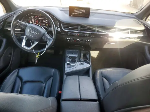 WA1LAAF78HD055430 2017 AUDI Q7 - Image 8