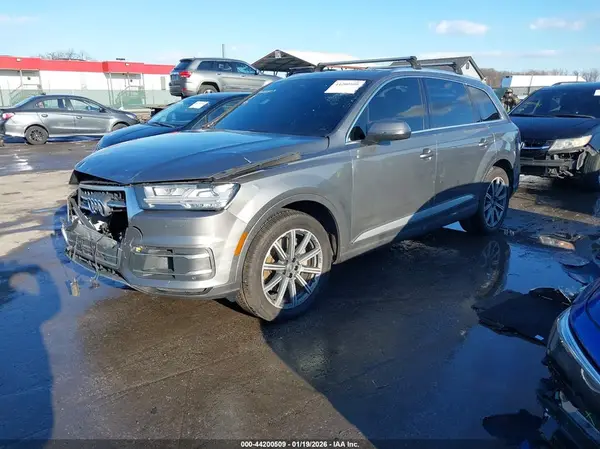 WA1LAAF78HD057727 2017 AUDI Q7 - Image 2