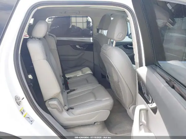 WA1LAAF78JD002765 2018 AUDI Q7 - Image 8