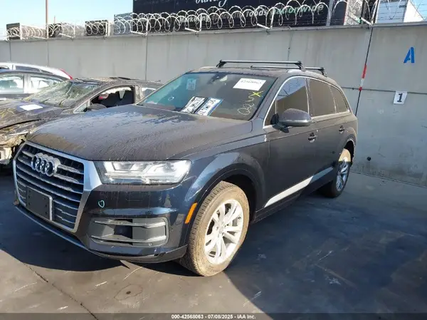 WA1LAAF78JD004273 2018 AUDI Q7 - Image 2