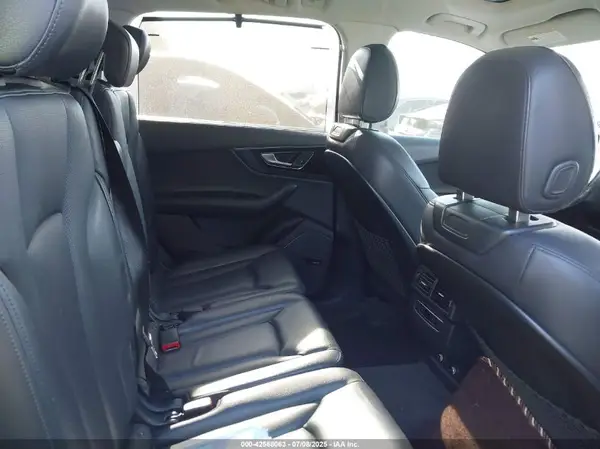 WA1LAAF78JD004273 2018 AUDI Q7 - Image 8
