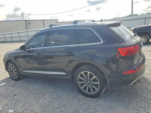 WA1LAAF78JD011742 2018 AUDI Q7 - Image 2