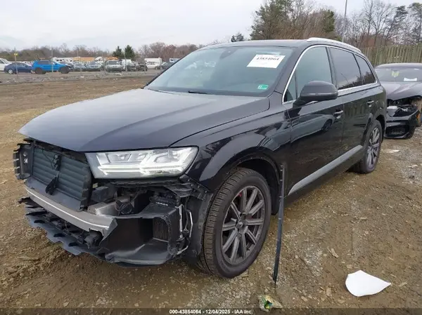 WA1LAAF78JD013393 2018 AUDI Q7 - Image 2