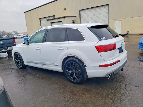 WA1LAAF78JD015144 2018 AUDI Q7 - Image 2