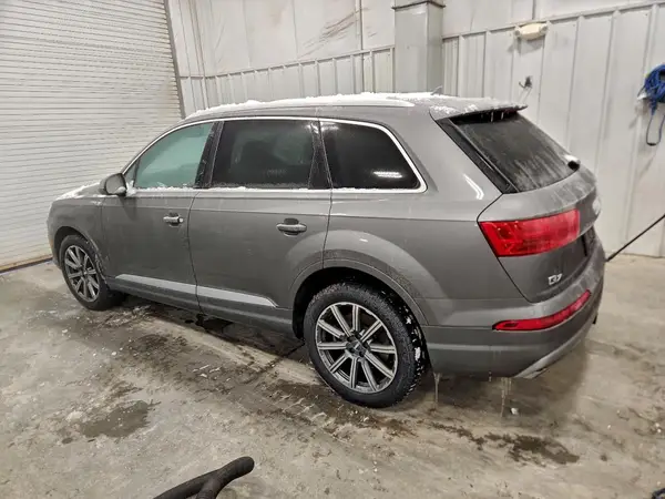WA1LAAF78JD017332 2018 AUDI Q7 - Image 2