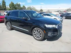 WA1LAAF78JD019615 2018 AUDI Q7