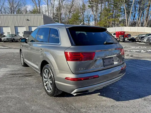 WA1LAAF78JD021638 2018 AUDI Q7 - Image 2