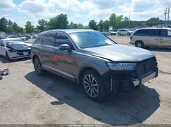 WA1LAAF78JD027701 2018 AUDI Q7