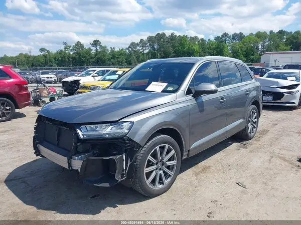 WA1LAAF78JD027701 2018 AUDI Q7 - Image 2