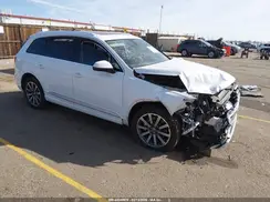 WA1LAAF78JD039346 2018 AUDI Q7