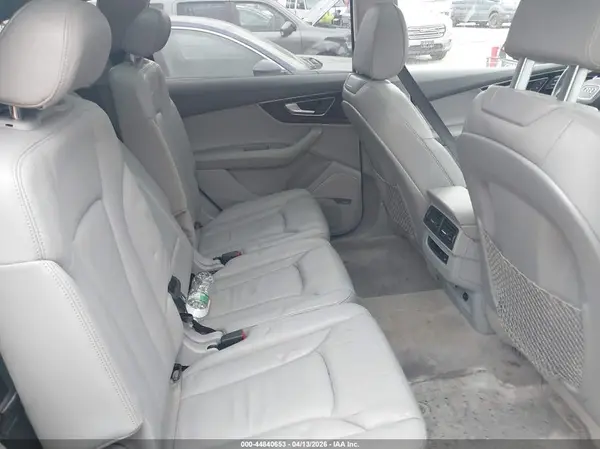 WA1LAAF78JD039427 2018 AUDI Q7 - Image 8