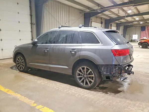 WA1LAAF78JD046426 2018 AUDI Q7 - Image 2